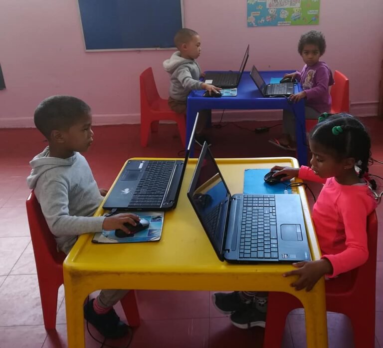 30740276 182428619064107 8382815802809647104 n 768x697